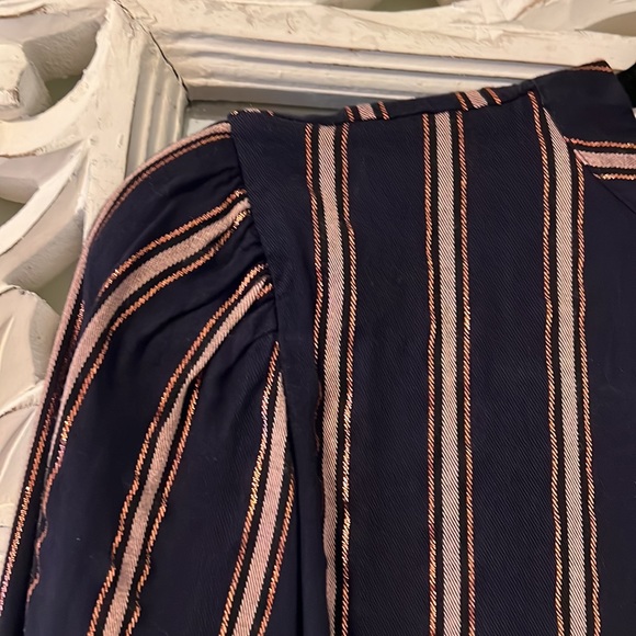 Hinge long sleeve metallic striped blouse - Picture 5 of 7